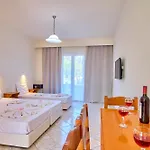 Oasis By Estia Hotel